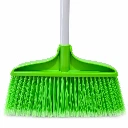 Escoba tipo abanico plastico con mango de madera  Lion tools (1).webp