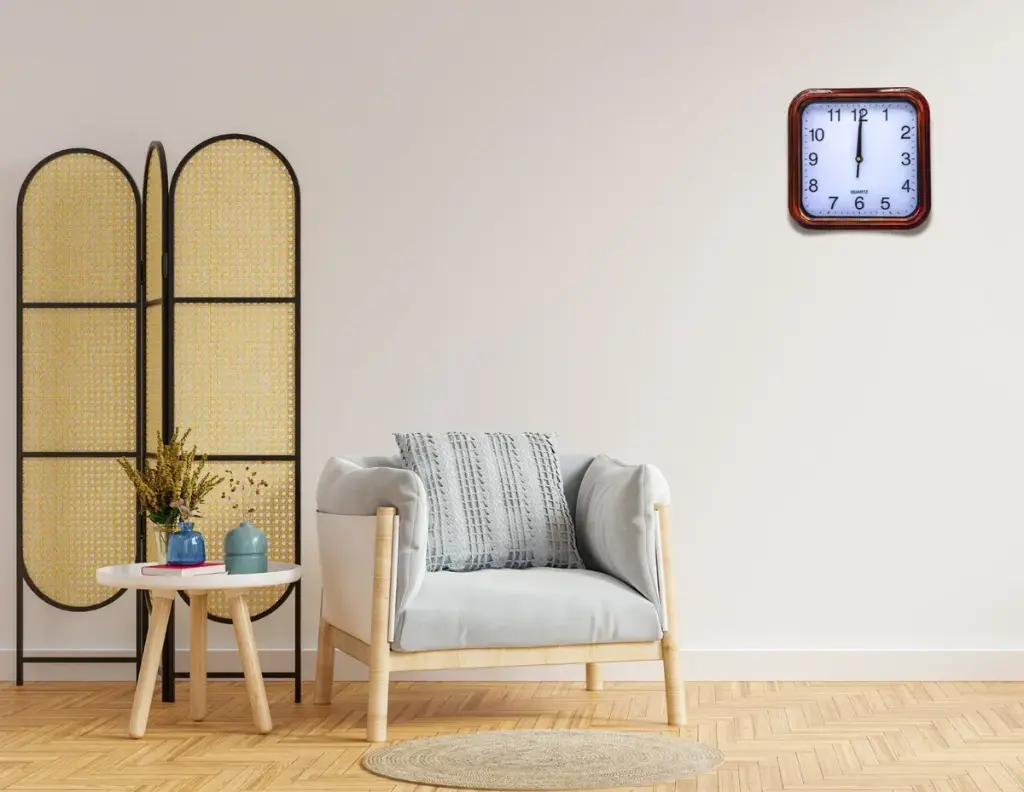 D_NQ_NP_2X_792193-MLM77821786432_072024-F-reloj-de-pared-moderno-grande-cuadrado-analo.webp