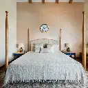 D_NQ_NP_2X_958436-MLM72202146117_102023-F-reloj-de-pared-redondo-analogico-diferent.webp