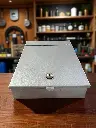 caja con tapa mediana para dinero frontal-Photoroom (1).webp