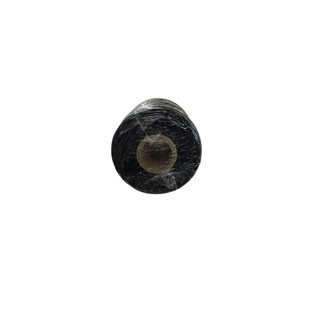 CARRETE DE PIOLA NEGRA DE SEDA 12 2-Photoroom.webp
