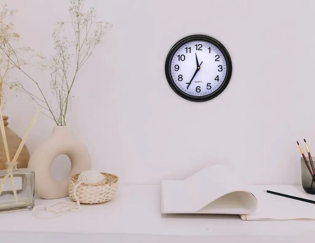 Reloj de pared redondo Negro 25 cm.webp