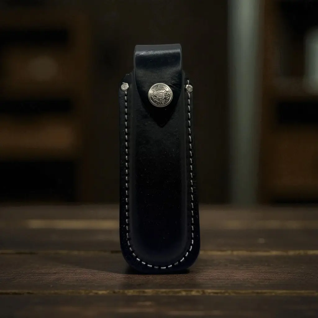 Funda de cuero 06 para navaja negra-cafe (5).webp