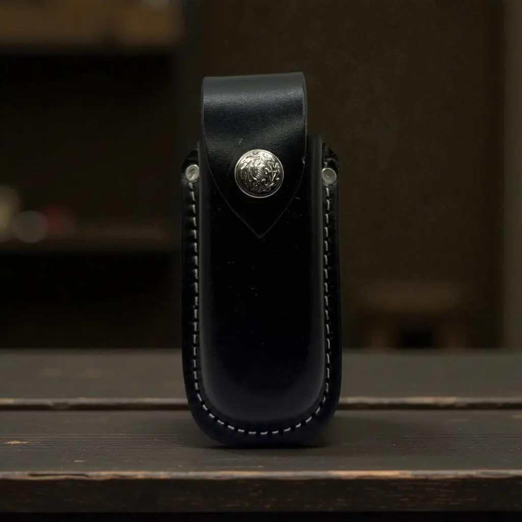 Funda de cuero T5 GDE para navaja negra-cafe (3).webp