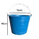 Cubeta de plastico infantil (1).webp