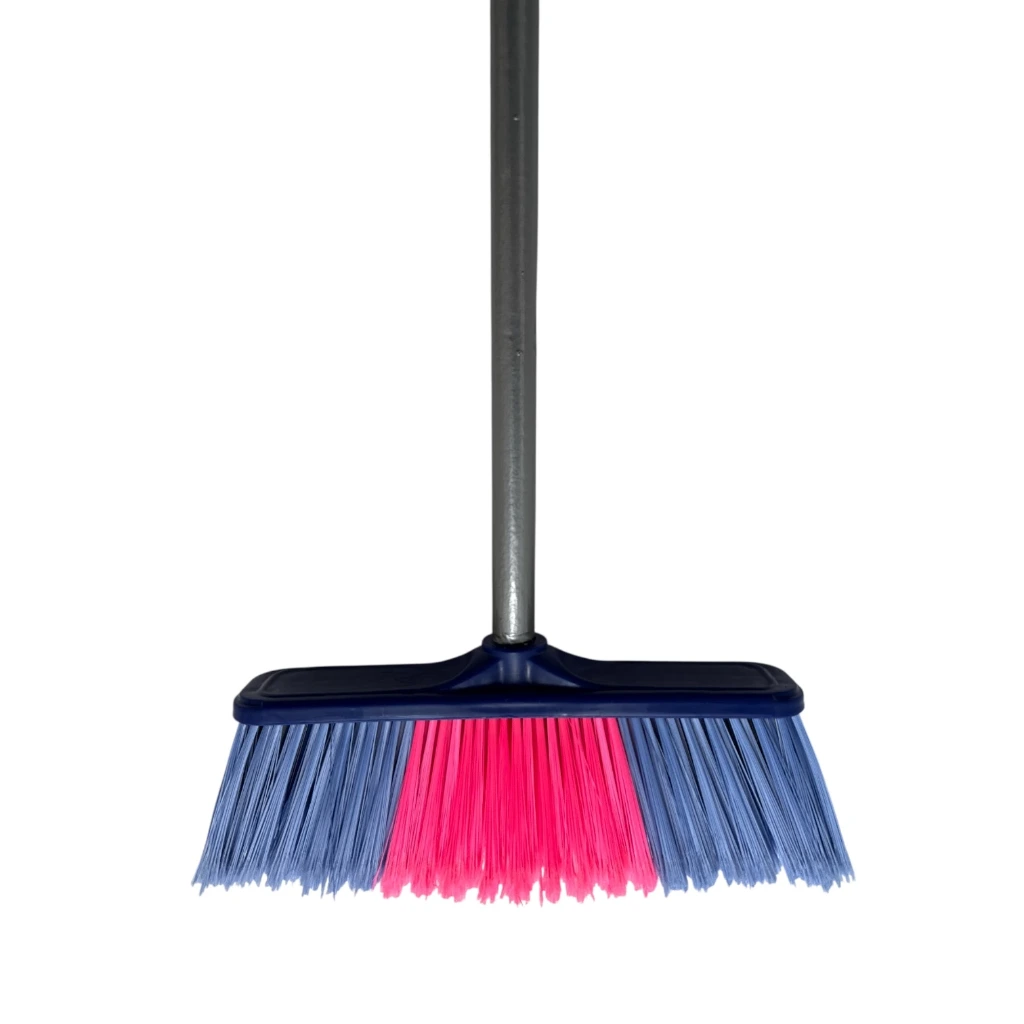 [0522] Cepillo de plastico con mango de madera  | Lion tools