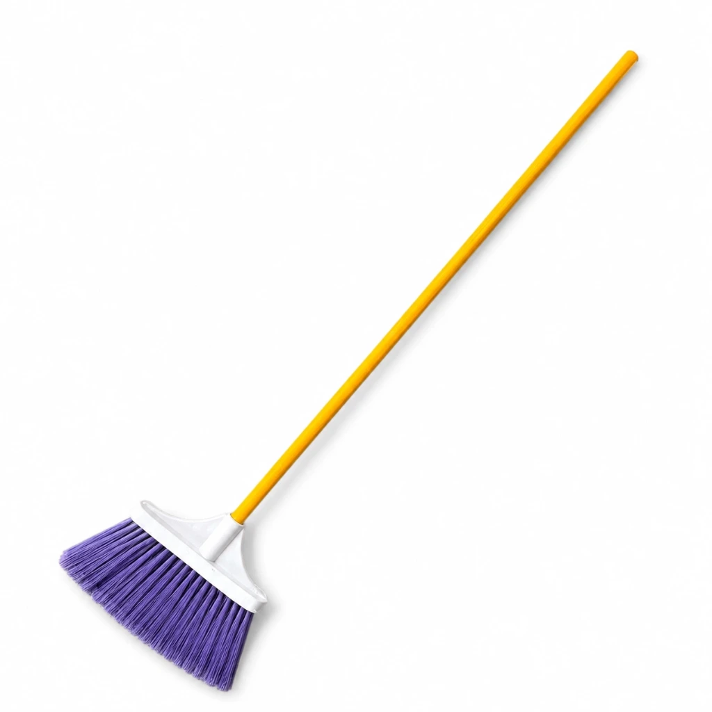 Escoba de Plastico Infantil mando de madera